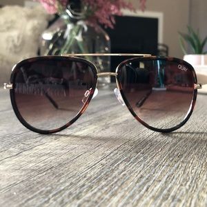 🕶 NWOT Quay J-Lo ALL IN Aviator Sunglasses🕶